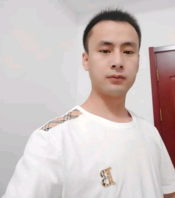 海阔天空的第一张照片--新乐残疾人相亲网
